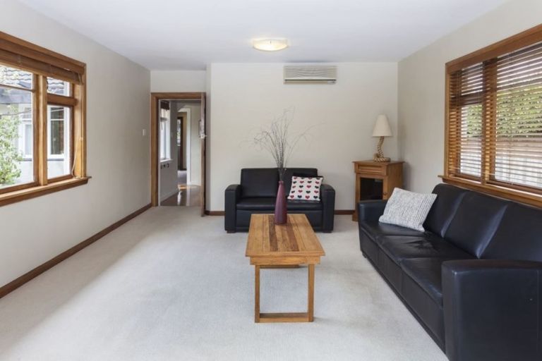 Photo of property in 1/38 Aorangi Road, Bryndwr, Christchurch, 8053