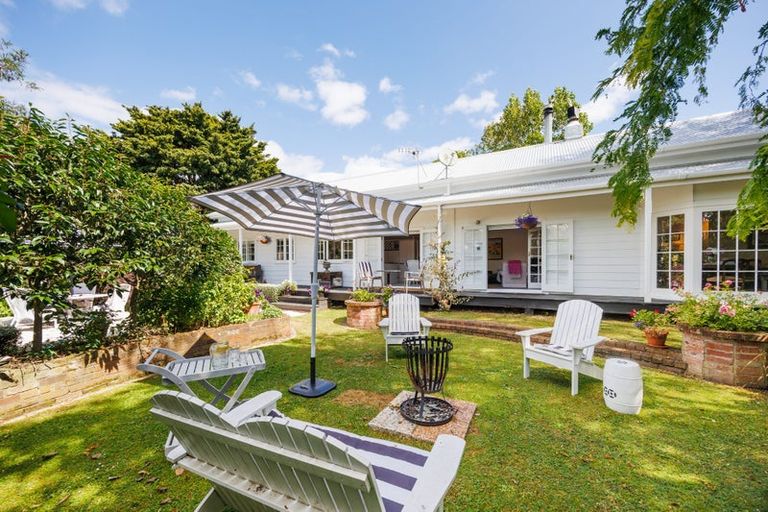 Photo of property in 208 Cambridge Avenue, Ashhurst, 4810