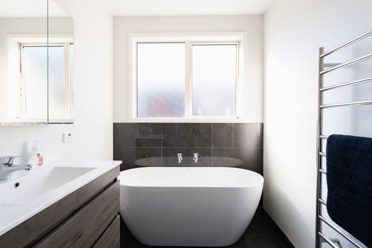 Photo of property in 10 Allen Road, Green Island, Dunedin, 9018