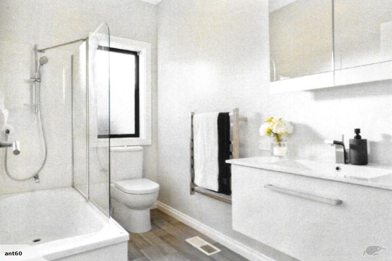 Photo of property in 1 Dudley Terrace, Frankton, Hamilton, 3204