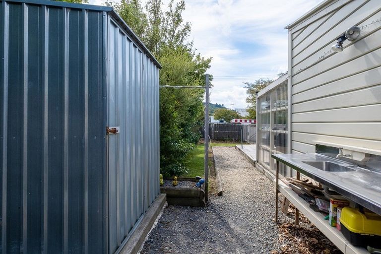 Photo of property in 47 Kent Street, Picton, 7220