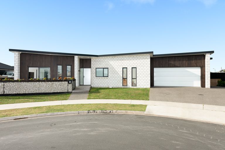 Photo of property in 23 Kanono Close, Papamoa Beach, Papamoa, 3118