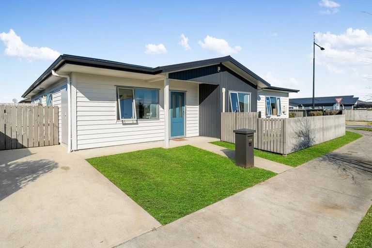 Photo of property in 113 Kuaka Drive, Takanini, 2112