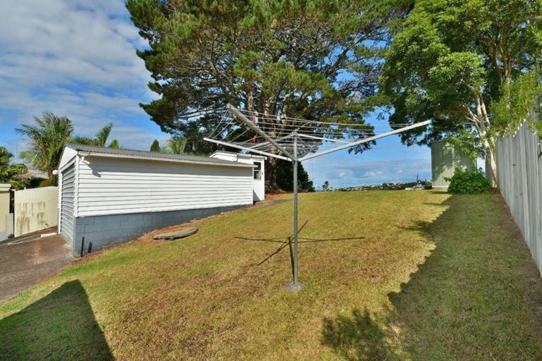 Photo of property in 22 Scott Road, Stanmore Bay, Whangaparaoa, 0932