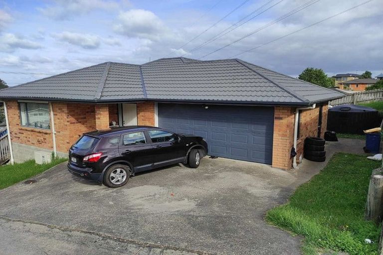 Photo of property in 229 Triangle Road, Massey, Auckland, 0614