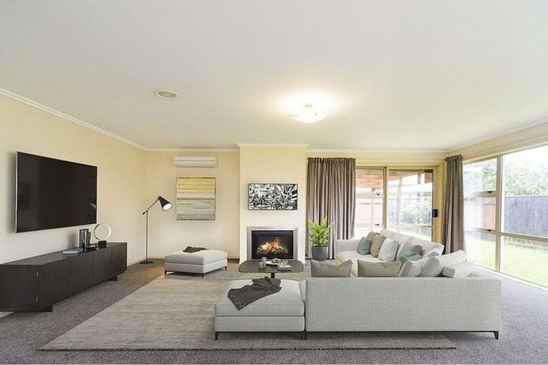 Photo of property in 7 Angelina Way, Kelvin Grove, Palmerston North, 4414