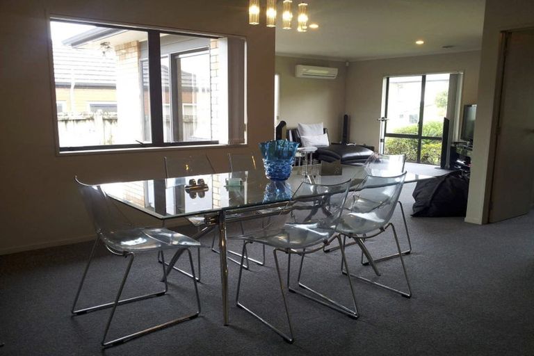 Photo of property in 72 Bluebird Crescent, Unsworth Heights, Auckland, 0632