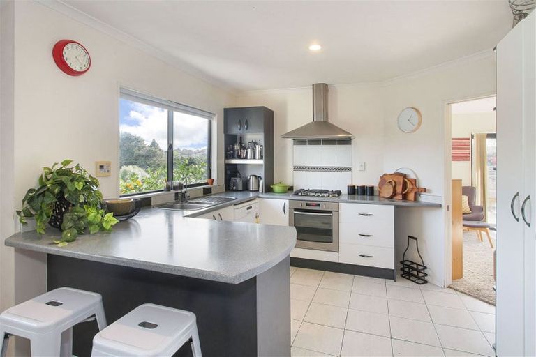 Photo of property in 50 Ridgeway Road, Pukekohe, 2120