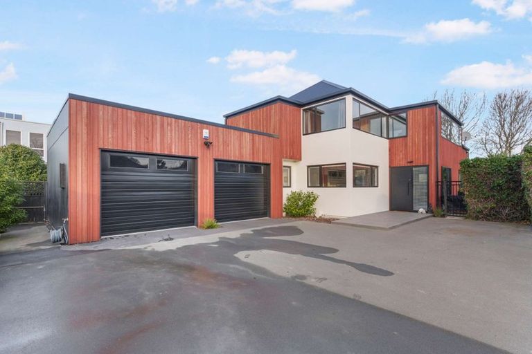 Photo of property in 66 Regency Crescent, Redwood, Christchurch, 8051