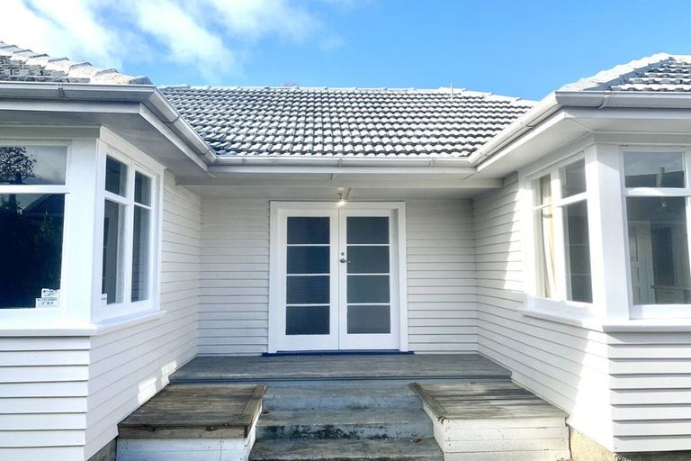 Photo of property in 147 Langdons Road, Northcote, Christchurch, 8052