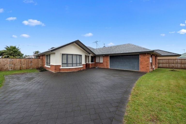 Photo of property in 40a Cairns Crescent, Rototuna, Hamilton, 3210