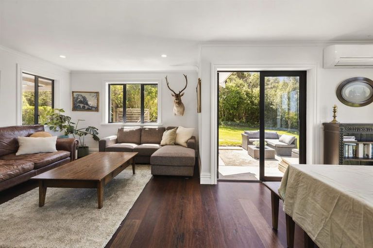 Photo of property in 350 Horokiwi Road, Horokiwi, Wellington, 5016