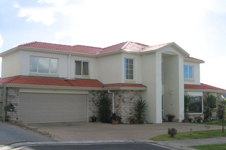 Photo of property in 16 Adrigole Place, East Tamaki, Auckland, 2013