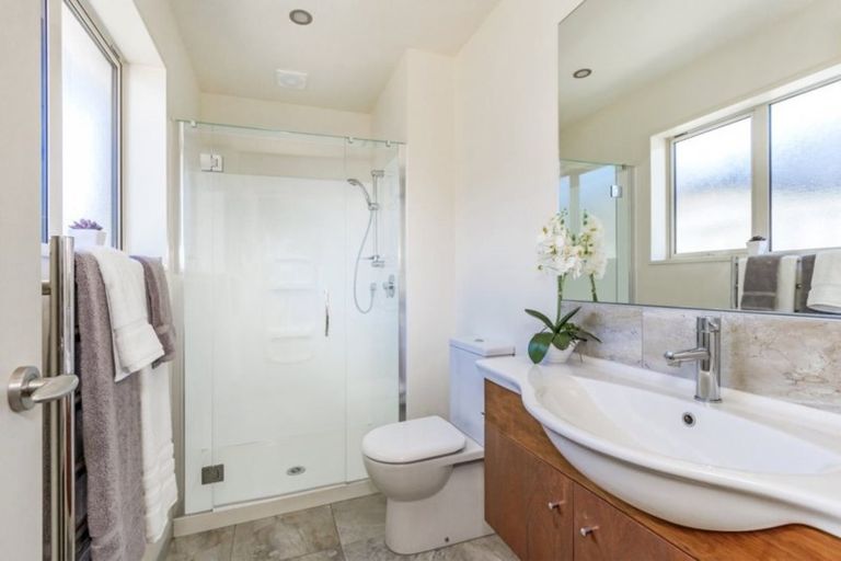 Photo of property in 1 Parklea Avenue, Halswell, Christchurch, 8025