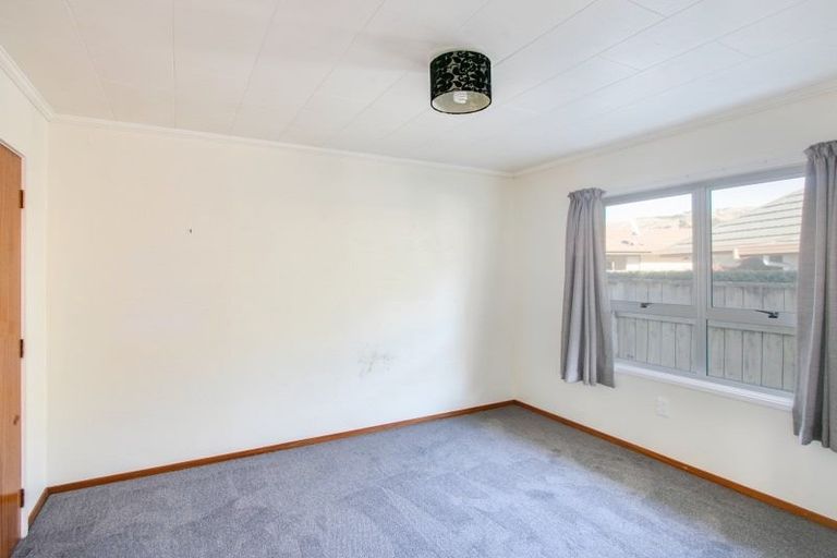 Photo of property in 11 Trigg Crescent, Taradale, Napier, 4112