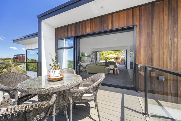 Photo of property in 23 Totara Close, Taieri Mouth, 9091