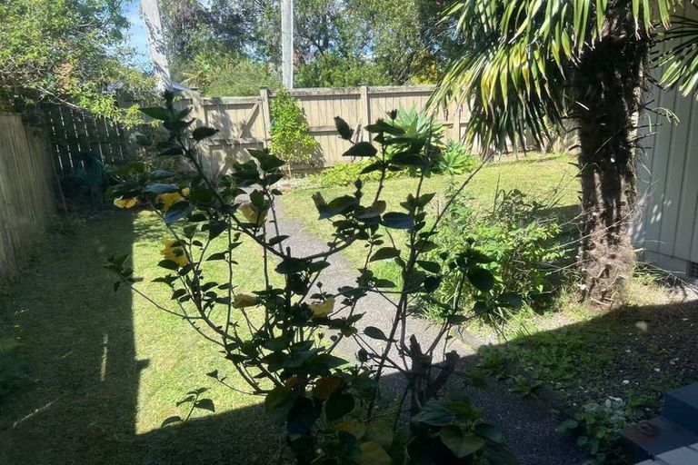 Photo of property in 2/23 Burns Avenue, Takapuna, Auckland, 0622