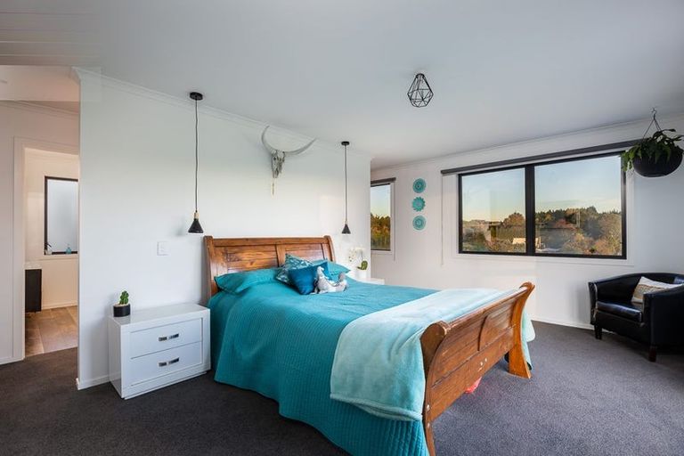 Photo of property in 527 Frankley Road, Hurworth, New Plymouth, 4371