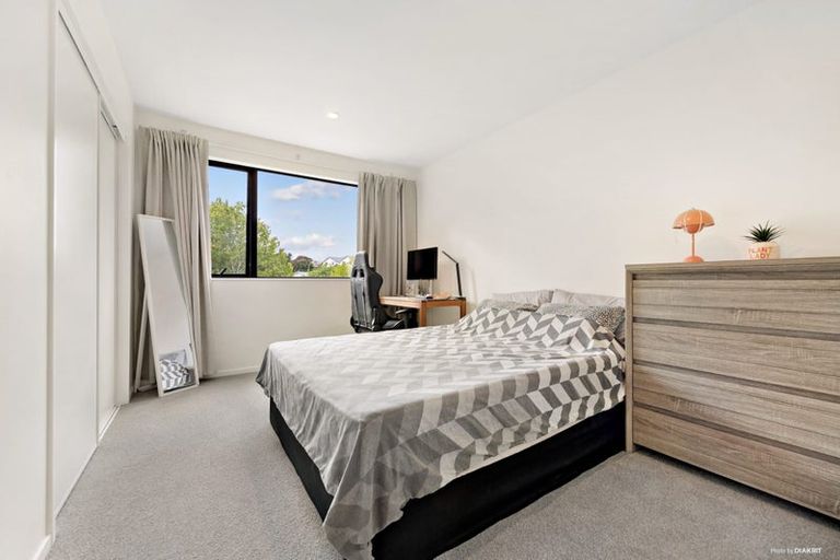 Photo of property in 19/26 Springvale Drive, Fairview Heights, Auckland, 0632