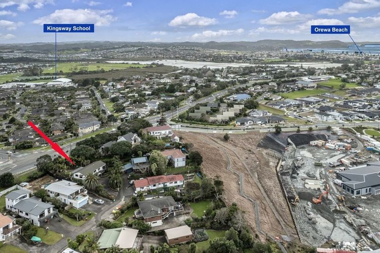 Photo of property in 61 John Dee Crescent, Red Beach, 0932