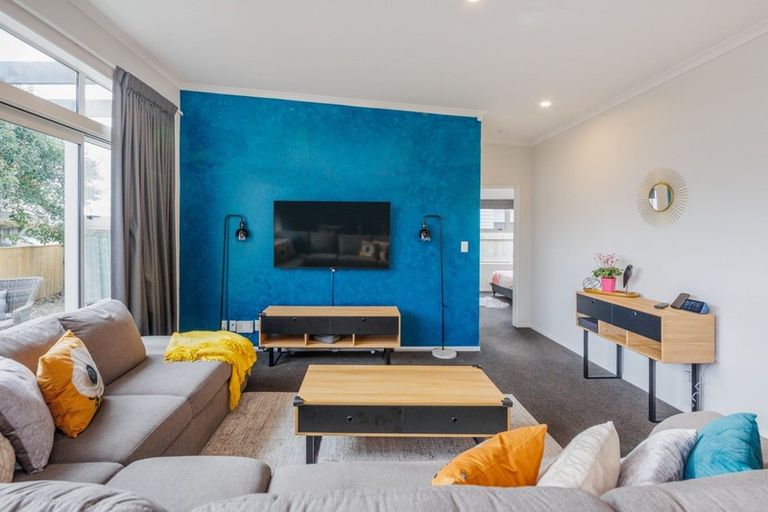 Photo of property in 58a Exeter Crescent, Takaro, Palmerston North, 4412