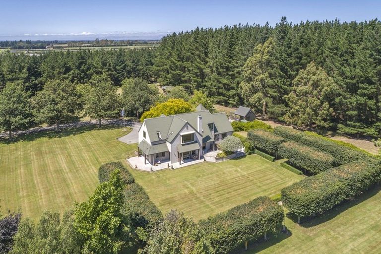 Photo of property in 1499 Tram Road, Swannanoa, Rangiora, 7475