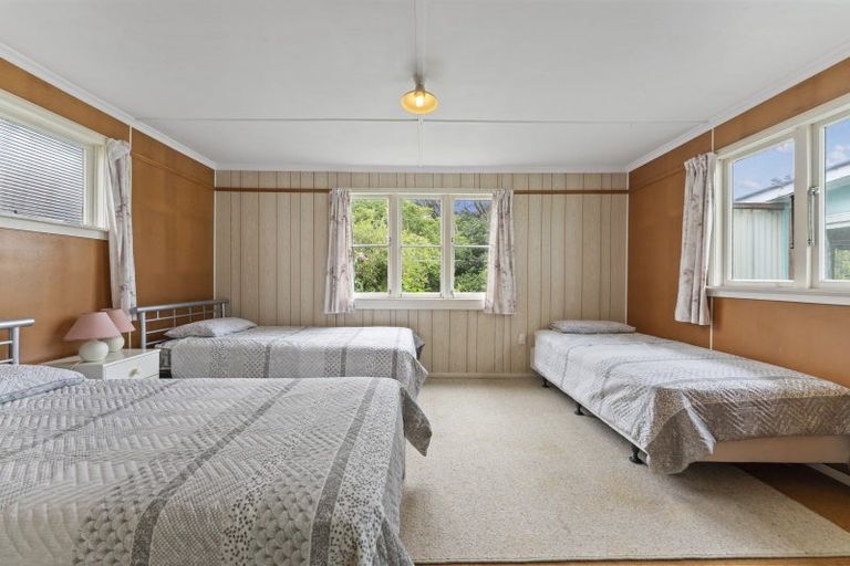 Photo of property in 47 Punga Street, Tangimoana, 4822