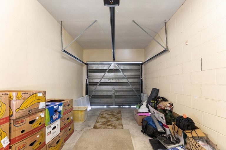 Photo of property in 18b Nelson Square, Picton, 7220