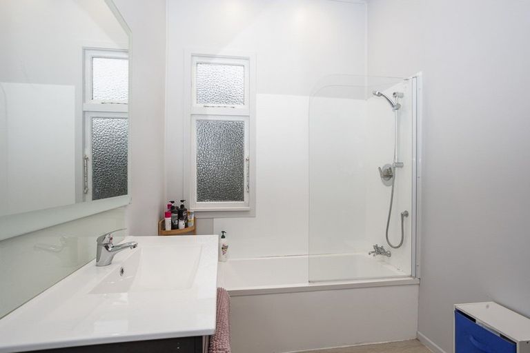 Photo of property in 102 Windsor Street, Windsor, Invercargill, 9810