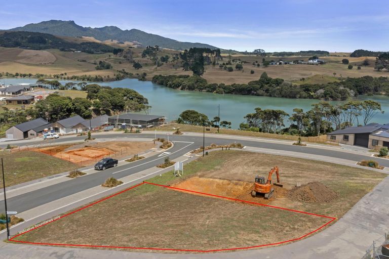 Photo of property in 4 Kanuka Street, Raglan, 3225