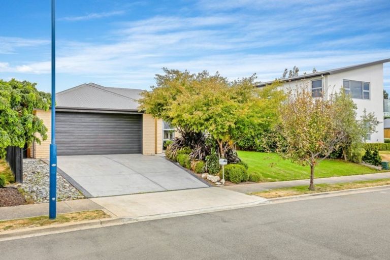 Photo of property in 7 Waimarie Street, Pegasus, 7612