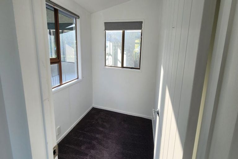 Photo of property in 22 Everard Avenue, Army Bay, Whangaparaoa, 0930