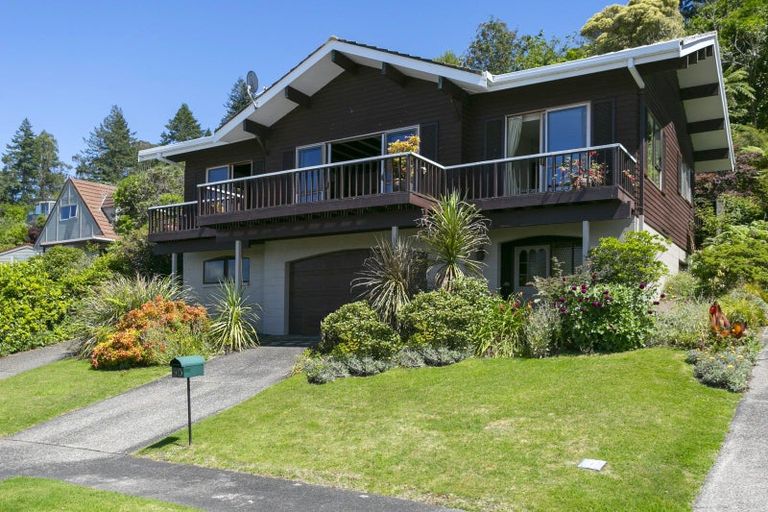 Photo of property in 90 Wakeman Road, Acacia Bay, Taupo, 3330