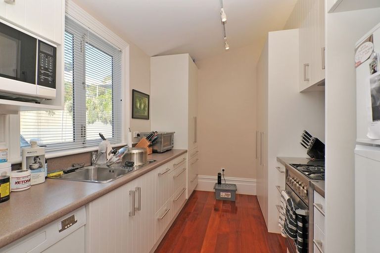 Photo of property in 10a Bidwill Street, Mount Cook, Wellington, 6021