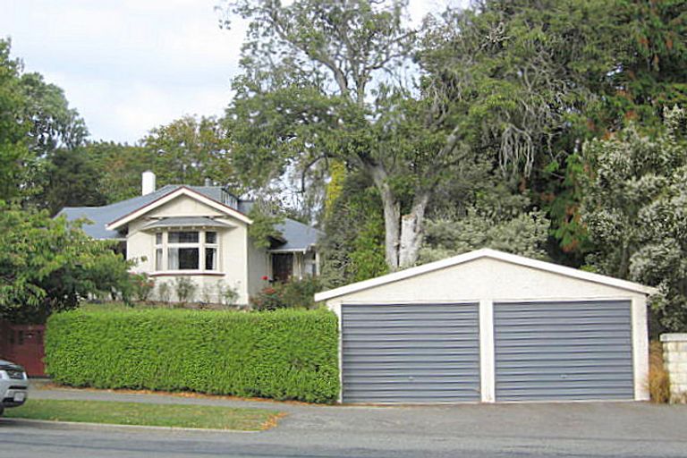 Photo of property in 11 Awamoa Road, Holmes Hill, Oamaru, 9401