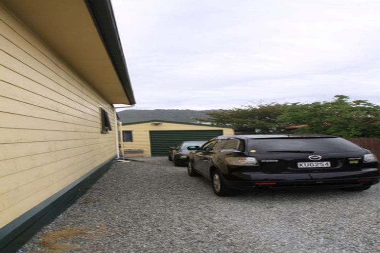 Photo of property in 43 Blake Street, Blaketown, Greymouth, 7805