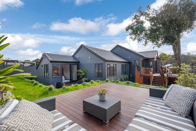 Photo of property in 106 Landing Drive, Albany, Auckland, 0632