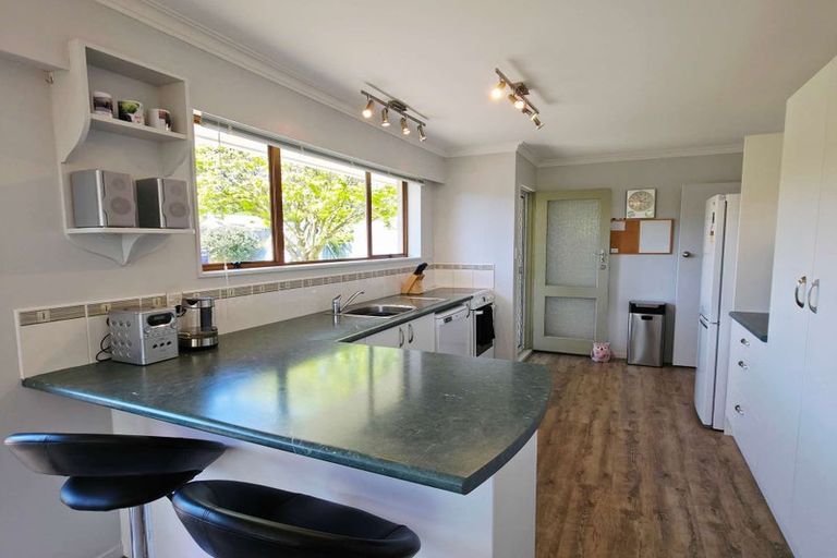 Photo of property in 9 Dee Street, Levin, 5510