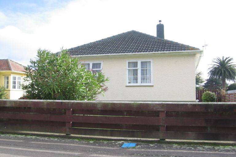 Photo of property in 119 Rangiora Avenue, Roslyn, Palmerston North, 4414