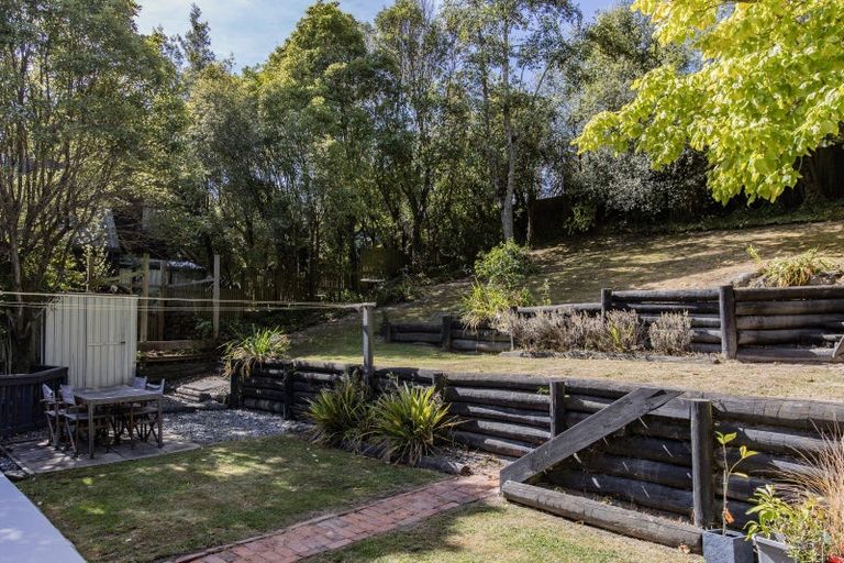 Photo of property in 9 Shalamar Drive, Cashmere, Christchurch, 8022