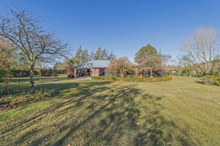 Photo of property in 12 Dawn Place, Kirwee, Darfield, 7571