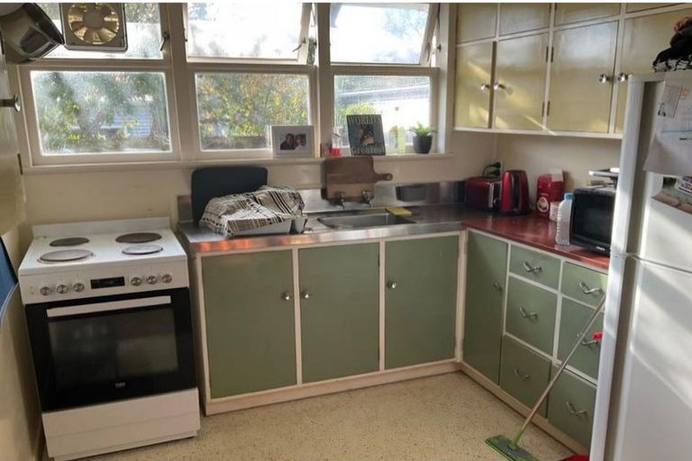 Photo of property in 51a Seddon Street, Wallaceville, Upper Hutt, 5018