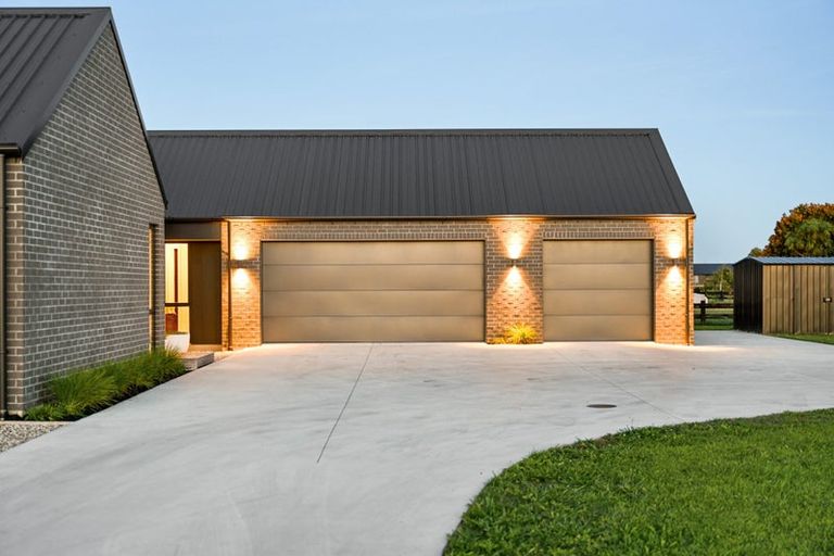 Photo of property in 75 Orchardist Way, Ngahinapouri, Ohaupo, 3882