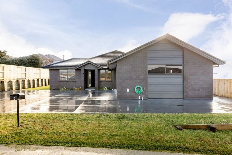 Photo of property in 10 Brendan Close, Omokoroa, 3114