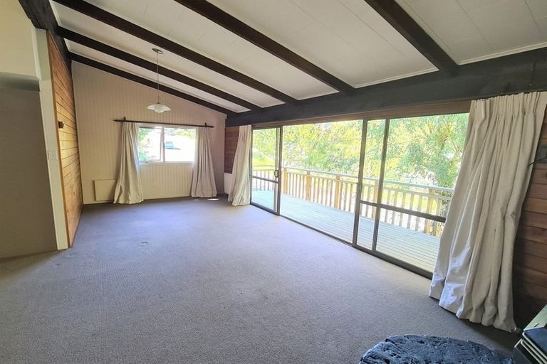 Photo of property in 113 Poplar Grove, Whalers Gate, New Plymouth, 4310