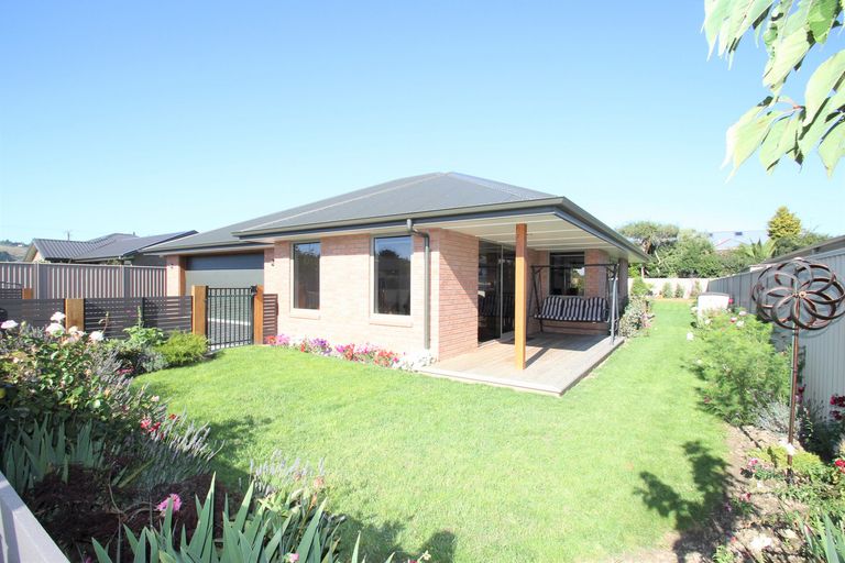 Photo of property in 3 Caledonia Drive, Mosgiel, 9024