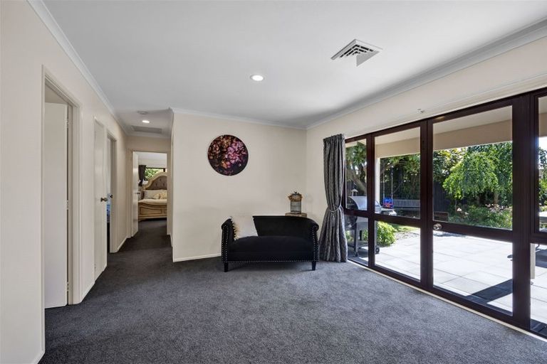 Photo of property in 11 Erin Street, Hawera, 4610