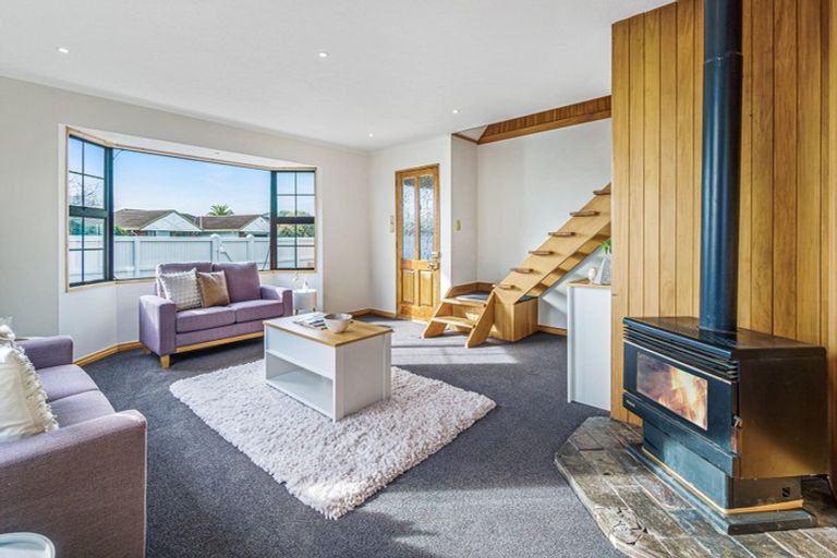 Photo of property in 101 Waratah Street, Avondale, Christchurch, 8061