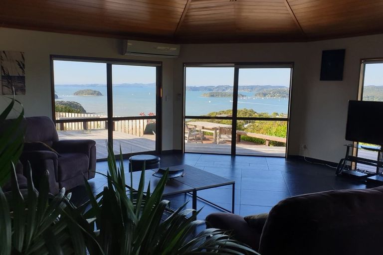 Photo of property in 1 Point Veronica Drive, Opua, 0200