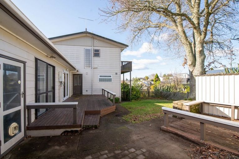 Photo of property in 16 Utuhina Road, Springfield, Rotorua, 3015